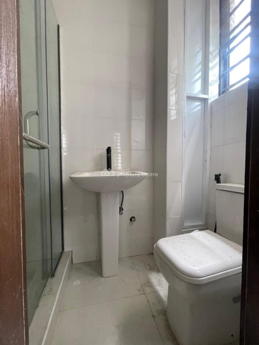 2 Bedroom Serviced Apartment, Ologolo, Lekki, Lagos, Flat / Apartment for Sale