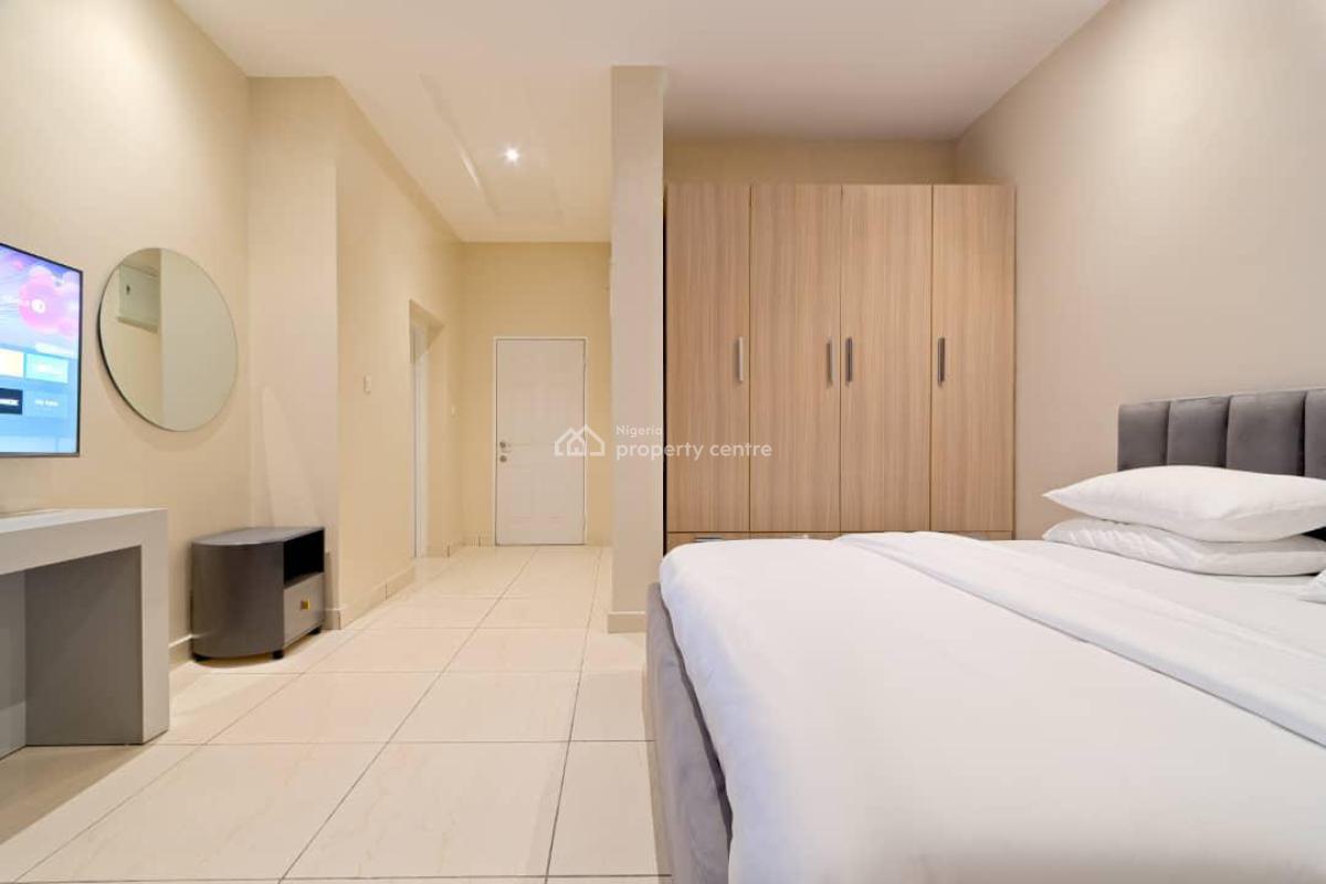 Luxury 4 Units of Bedroom Apartment with Housekeeping and Swimming Poo, Snooker Board,water Heating, Super-fast Internet, Serene Environment, Victoria Island (vi), Lagos, Flat / Apartment Short Let