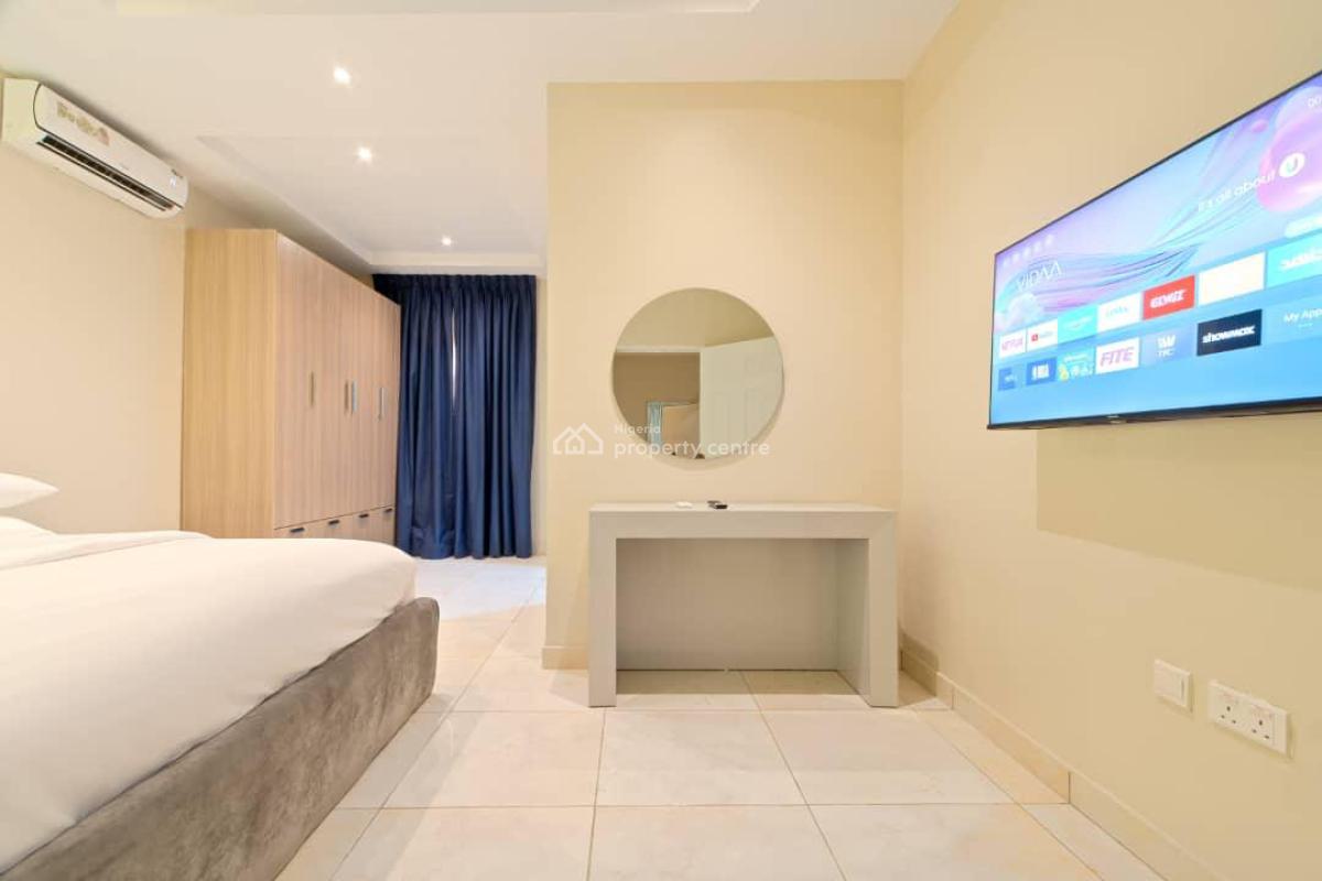 Luxury 4 Units of Bedroom Apartment with Housekeeping and Swimming Poo, Snooker Board,water Heating, Super-fast Internet, Serene Environment, Victoria Island (vi), Lagos, Flat / Apartment Short Let