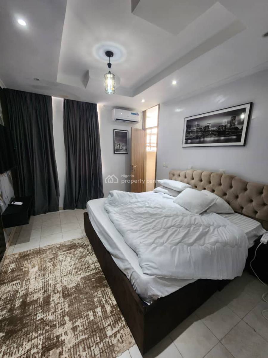 Luxury 4-bedroom Apartment with Housekeeping and Swimming Pool, Long Tennis, Basketball, Fast Internet and Netflix, Victoria Island (vi), Lagos, Flat / Apartment Short Let