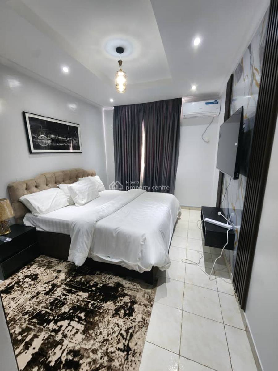 Luxury 4-bedroom Apartment with Housekeeping and Swimming Pool, Long Tennis, Basketball, Fast Internet and Netflix, Victoria Island (vi), Lagos, Flat / Apartment Short Let