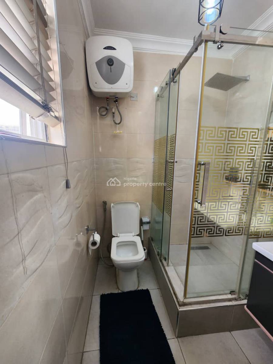 Luxury 4-bedroom Apartment with Housekeeping and Swimming Pool, Long Tennis, Basketball, Fast Internet and Netflix, Victoria Island (vi), Lagos, Flat / Apartment Short Let