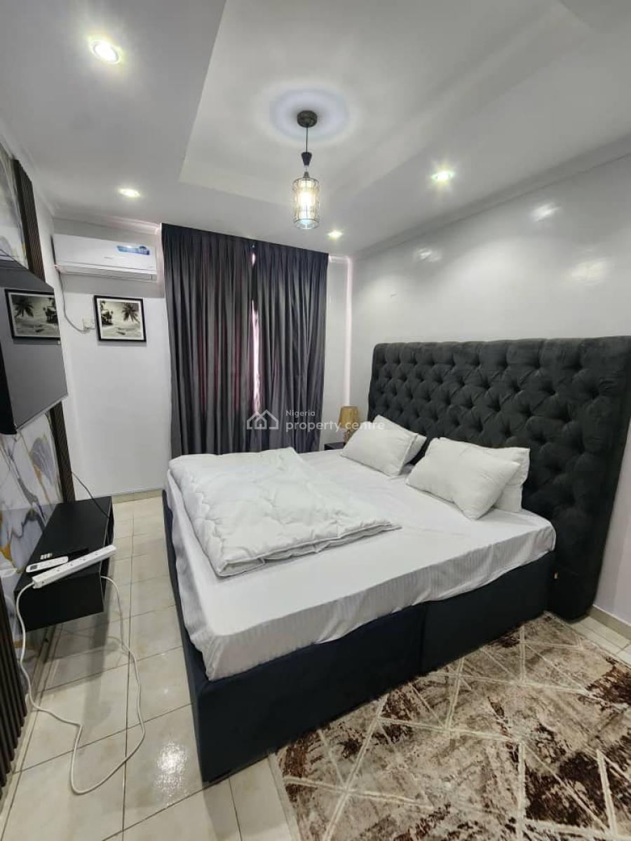 Luxury 4-bedroom Apartment with Housekeeping and Swimming Pool, Long Tennis, Basketball, Fast Internet and Netflix, Victoria Island (vi), Lagos, Flat / Apartment Short Let
