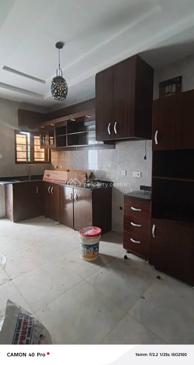 Brand New 4bedroom Townhouse with Bq, Conllidale Estate, Surulere, Lagos, Terraced Duplex for Rent