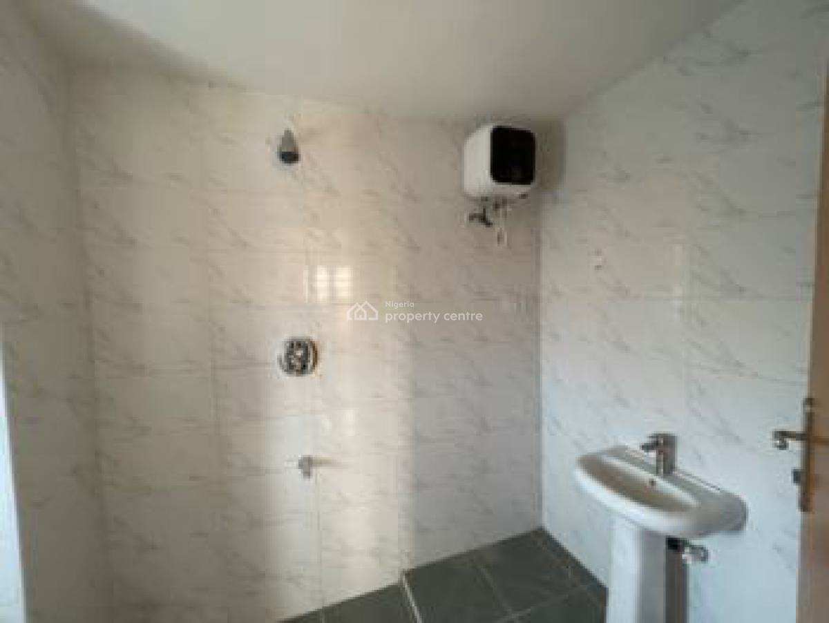 Tastefully Finished 3bedroom Apartment, Iponri, Surulere, Lagos, Flat / Apartment for Sale