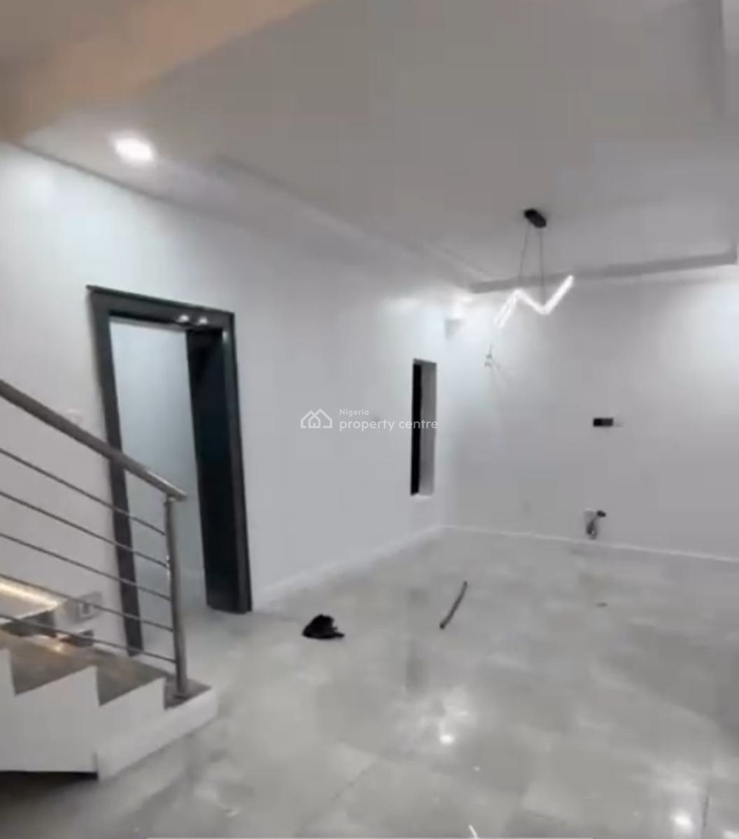 4bedroom Terrace Duplex with Bq @jabi, Very Nice Neighbourhood Tared Road, Jabi, Abuja, Terraced Duplex for Sale