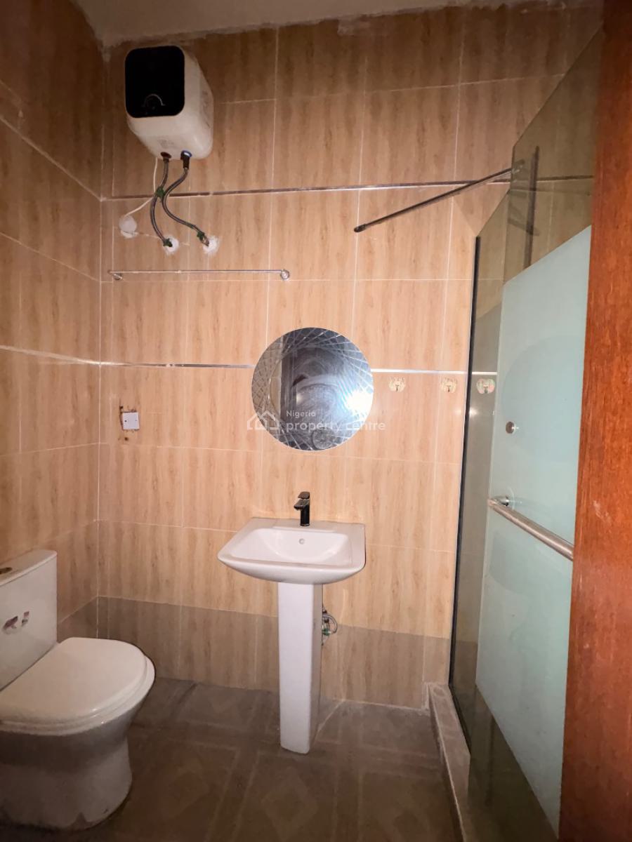 Luxury Spacious 2 Bedroom Flat Along Chevron Alternative Route, Chevron Alternative Route, Chevron, Lekki, Lagos, Flat / Apartment for Rent