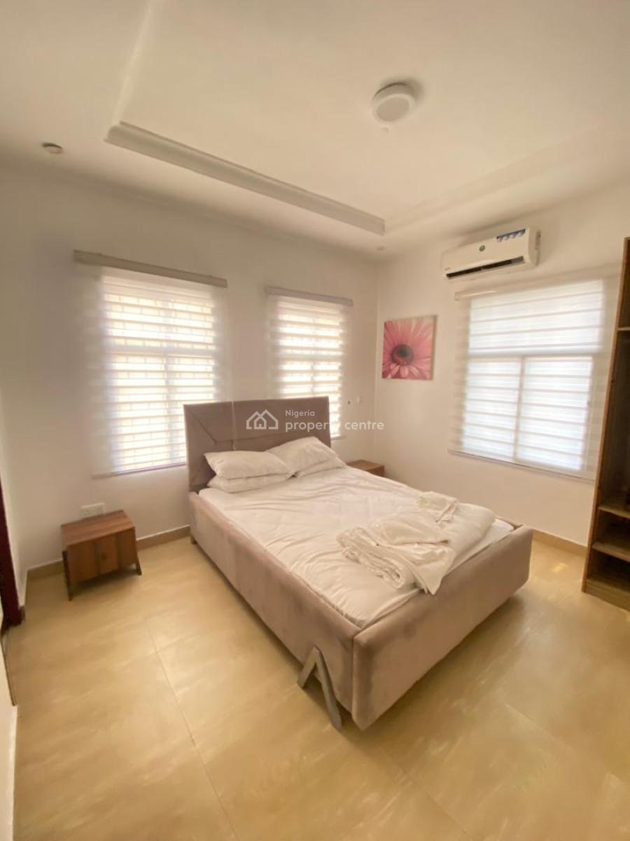Spacious 2 Bedroom Apartment, Ikate Elegushi, Lekki, Lagos, Flat / Apartment for Rent