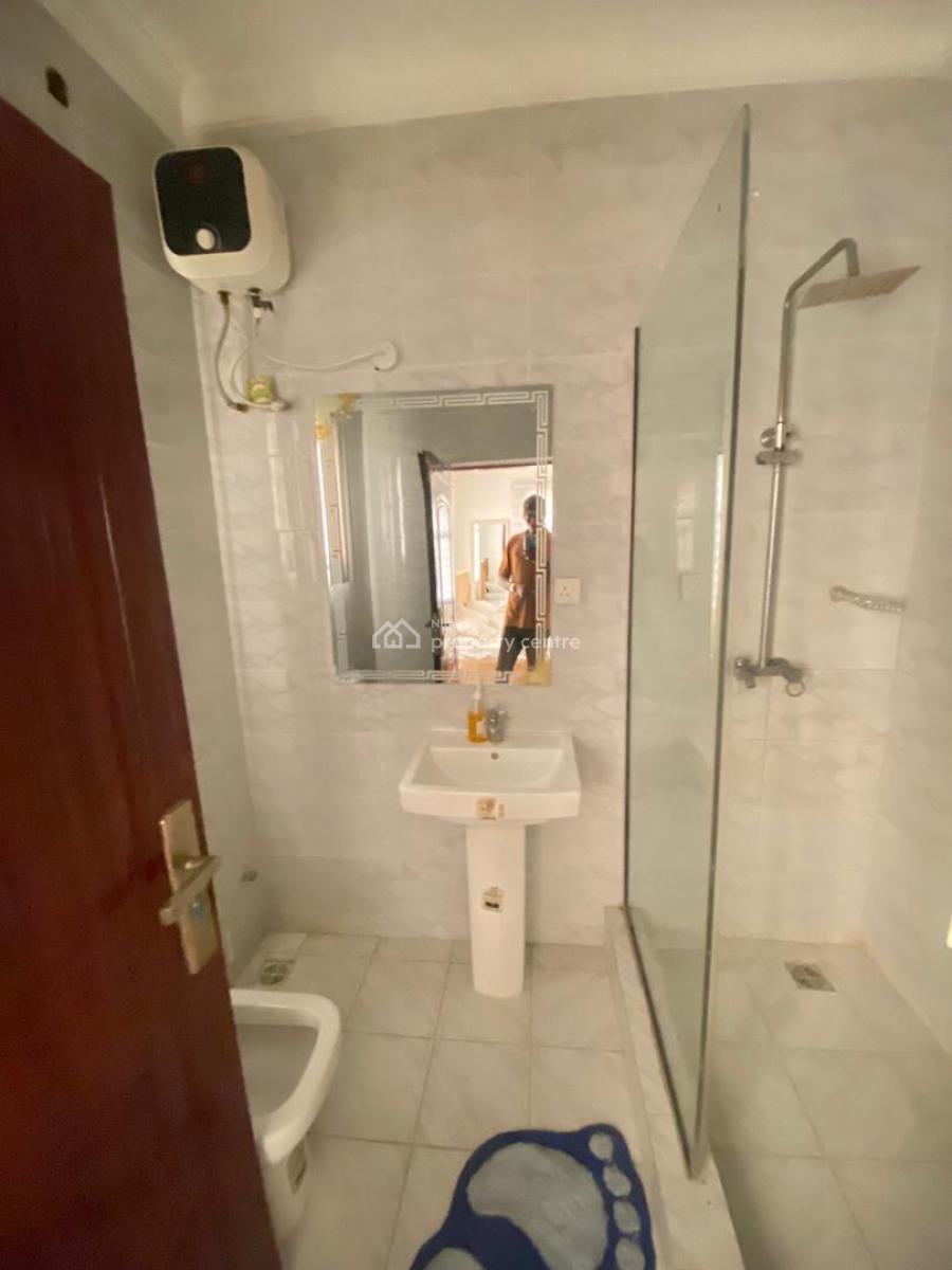 Spacious 2 Bedroom Apartment, Ikate Elegushi, Lekki, Lagos, Flat / Apartment for Rent