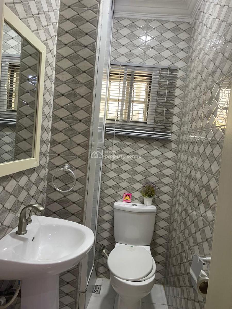 Service 4 Bedrooms, Chevron Drive, Lekki, Lagos, Semi-detached Duplex for Rent