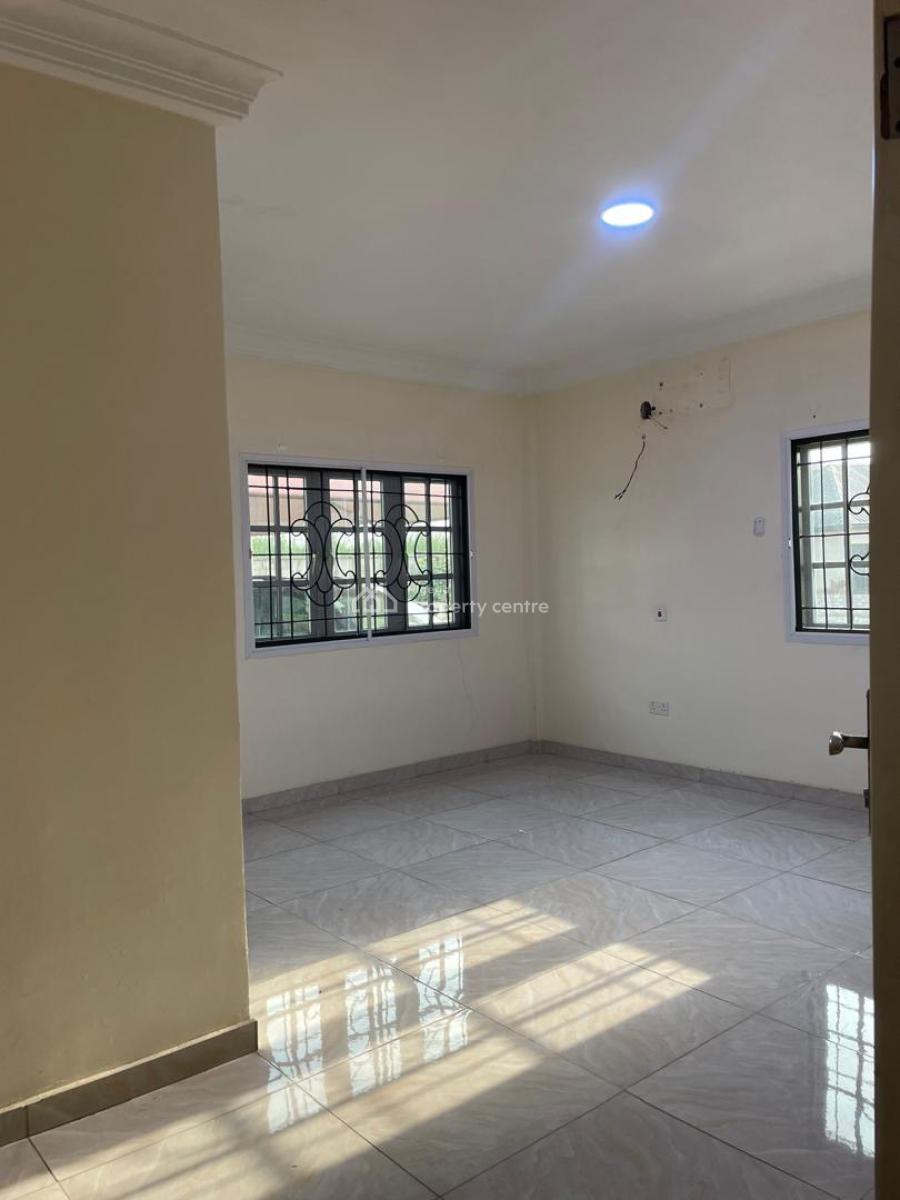 Service 4 Bedrooms, Chevron Drive, Lekki, Lagos, Semi-detached Duplex for Rent