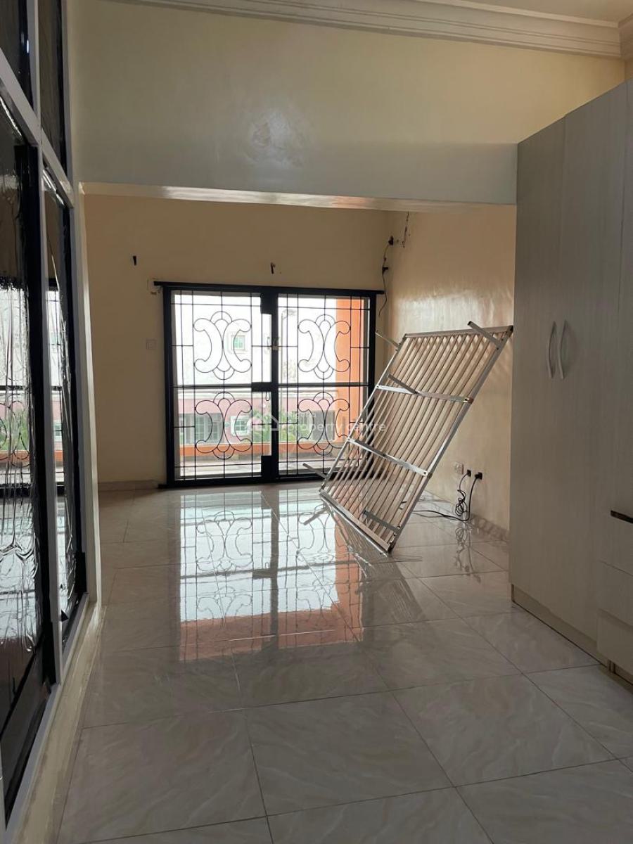 Service 4 Bedrooms, Chevron Drive, Lekki, Lagos, Semi-detached Duplex for Rent