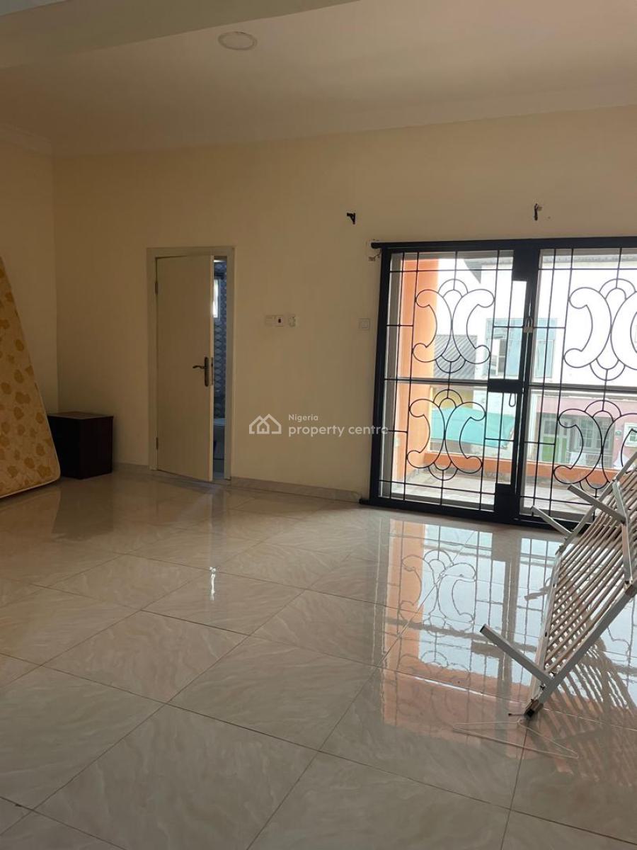 Service 4 Bedrooms, Chevron Drive, Lekki, Lagos, Semi-detached Duplex for Rent