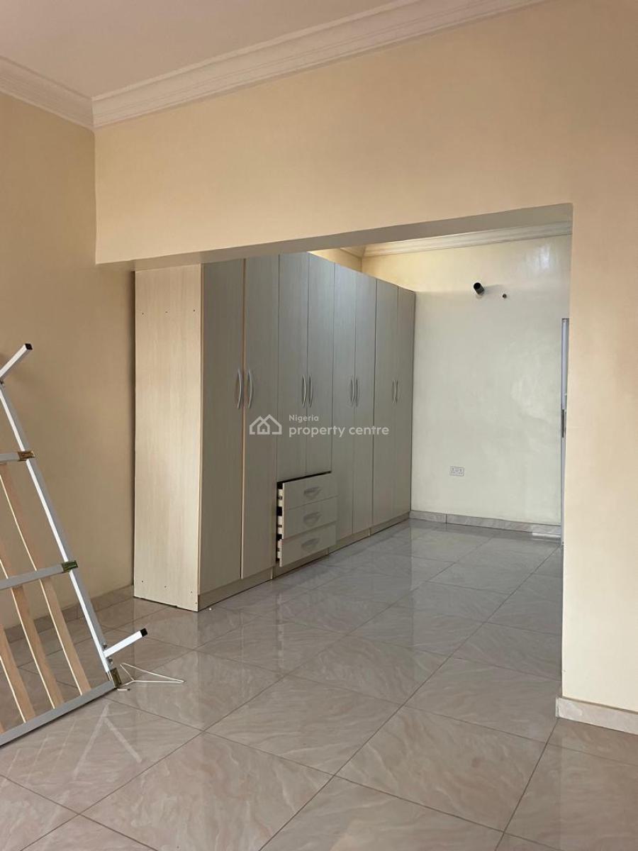 Service 4 Bedrooms, Chevron Drive, Lekki, Lagos, Semi-detached Duplex for Rent