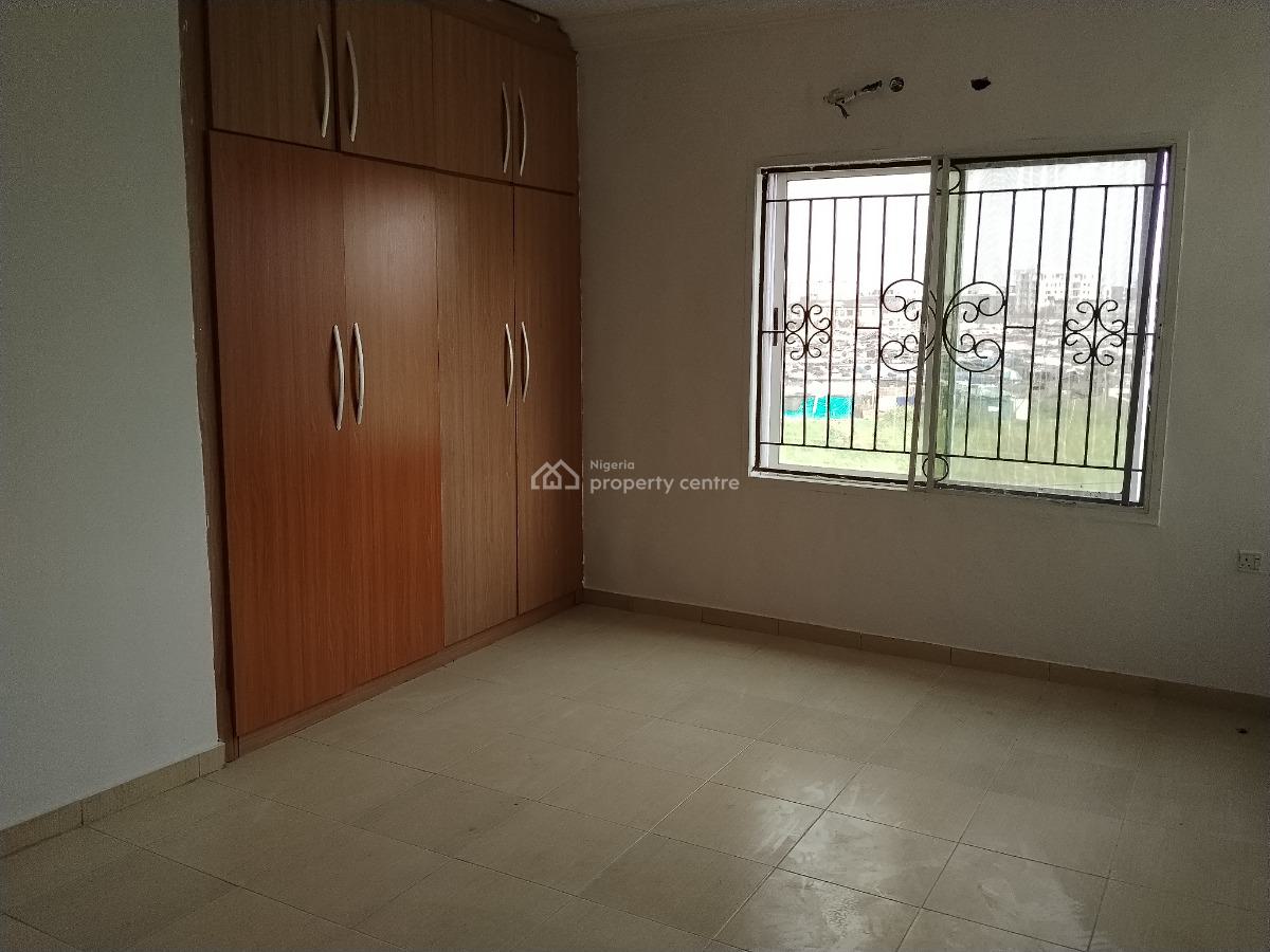 Three Bedroom with Bq, Ikate Elegushi, Lekki, Lagos, Flat / Apartment for Rent
