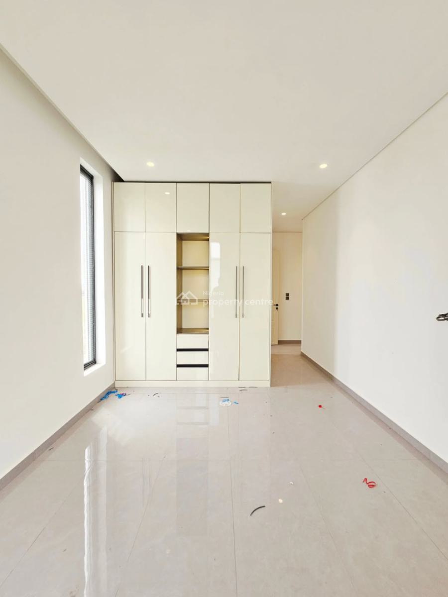 5bedroom Automated Home with Cinema, Swimming Pool, Pentfloor, Cowrie Creek, Ikate, Lekki, Lagos, Semi-detached Duplex for Sale