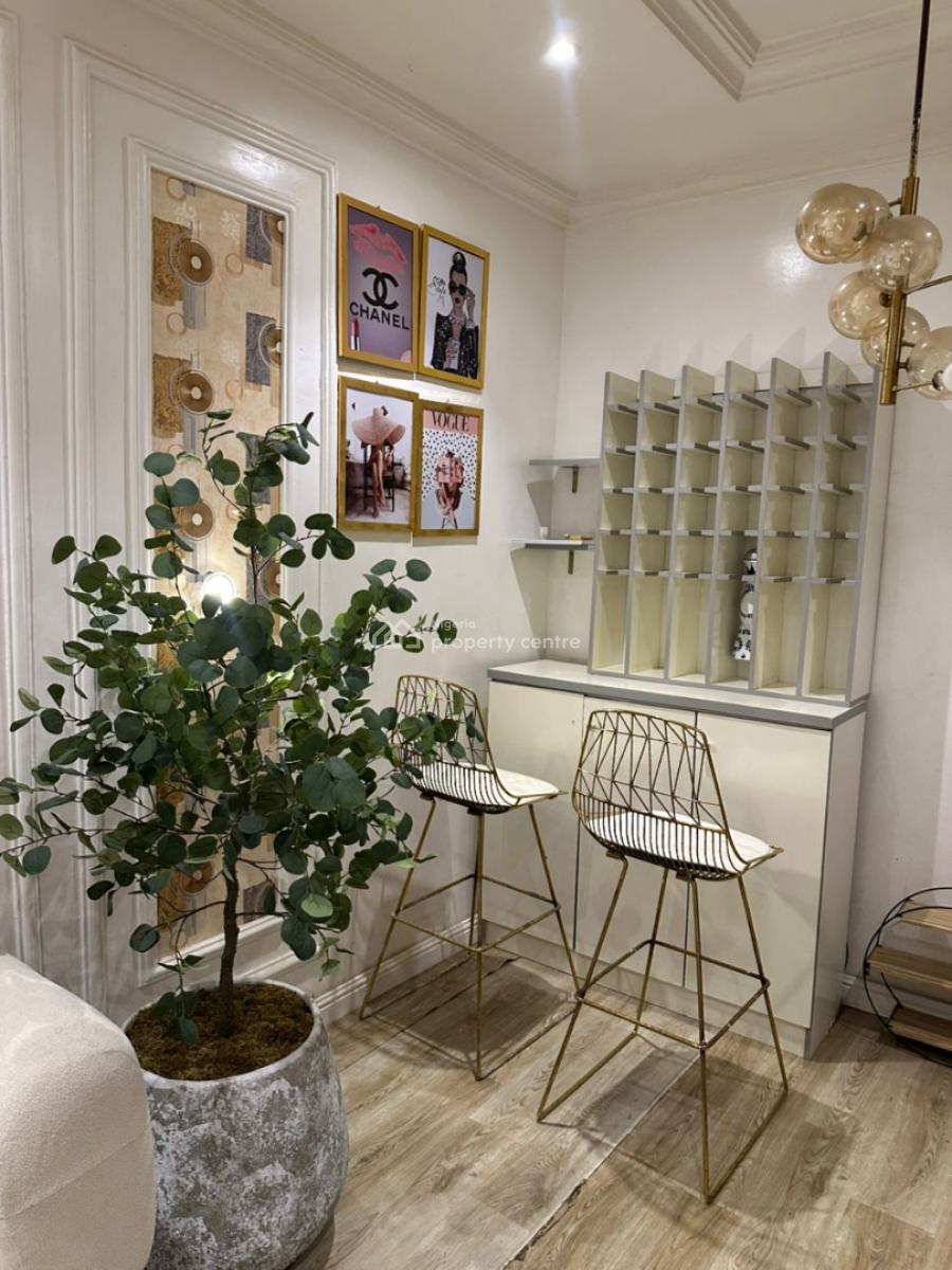 Luxury 1 Bedroom Fully  Furnished Apartment, Ikate Illasan, Lekki, Lagos, Mini Flat (room and Parlour) for Rent