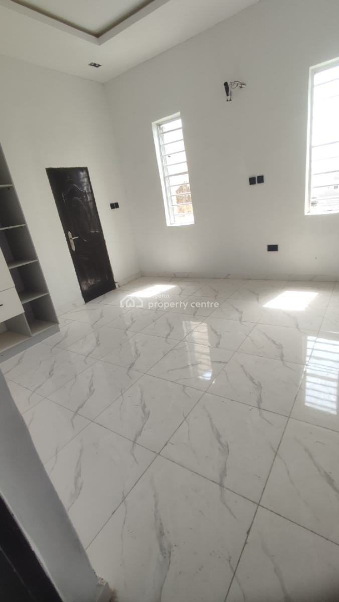 2 Bedroom Apartment, Safe and Secured Gated Estate, Sangotedo, Ajah, Lagos, Flat / Apartment for Rent