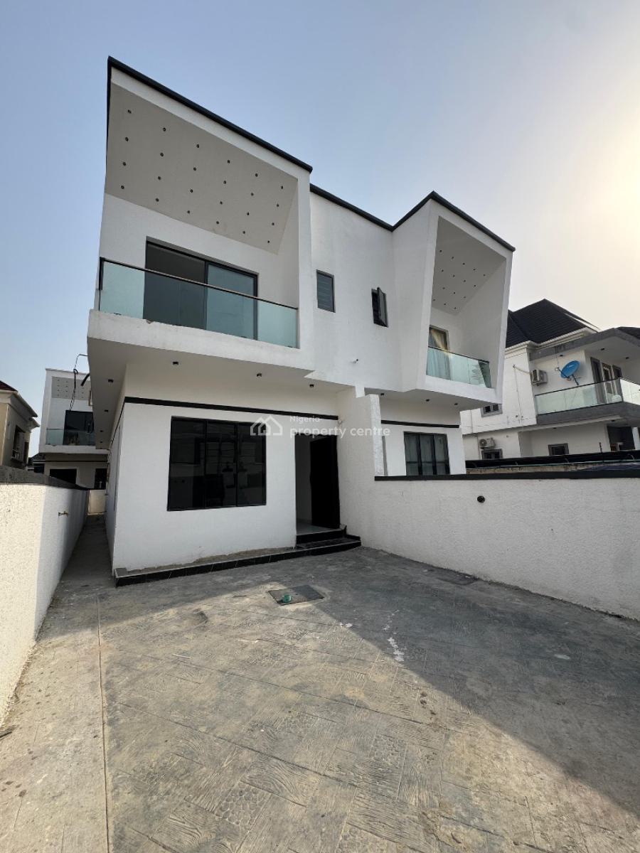 Excellently Built 4 Bedroom Duplex in The Heart of Lekki, Self Serviced 4 Bedroom Duplex in an Estate in Chevron, Lekki, Lagos, Semi-detached Duplex for Sale