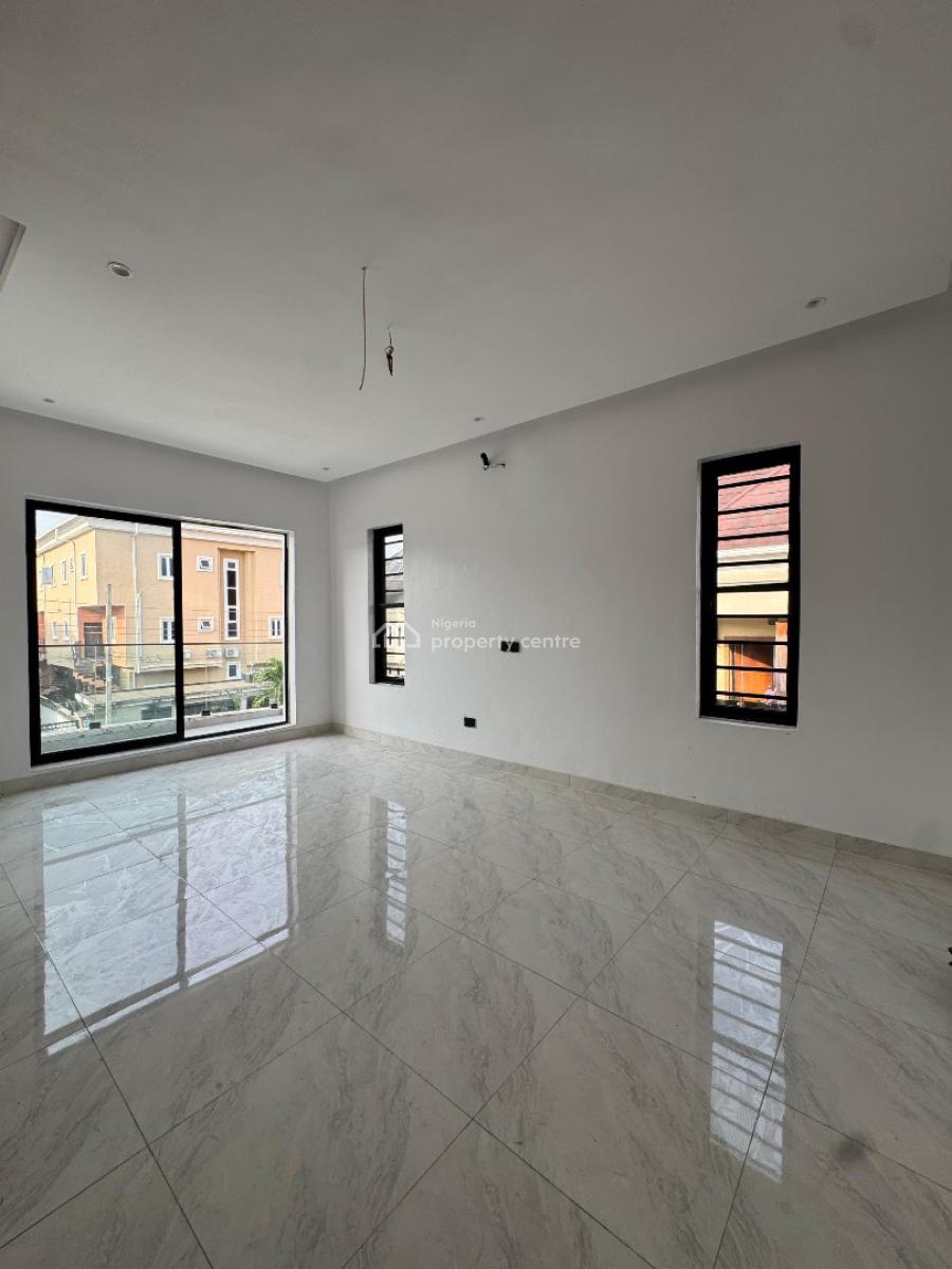 Excellently Built 4 Bedroom Duplex in The Heart of Lekki, Self Serviced 4 Bedroom Duplex in an Estate in Chevron, Lekki, Lagos, Semi-detached Duplex for Sale