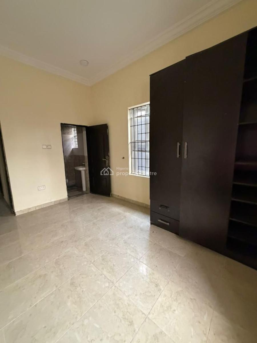 Lekki Oasis: 2-bedroom Flat, Off Freedomway, Lekki, Lagos, Flat / Apartment for Rent