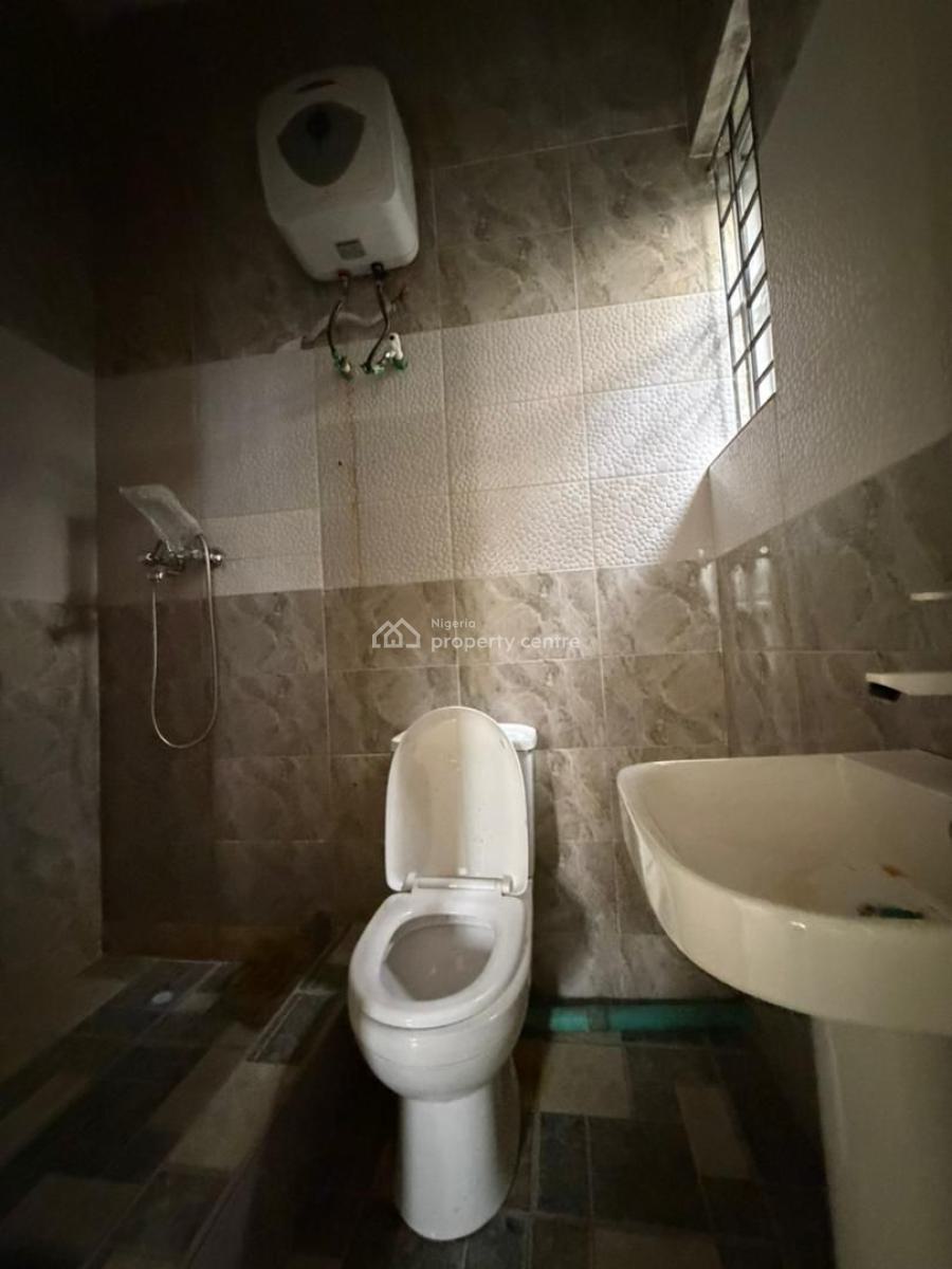 Lekki Oasis: 2-bedroom Flat, Off Freedomway, Lekki, Lagos, Flat / Apartment for Rent