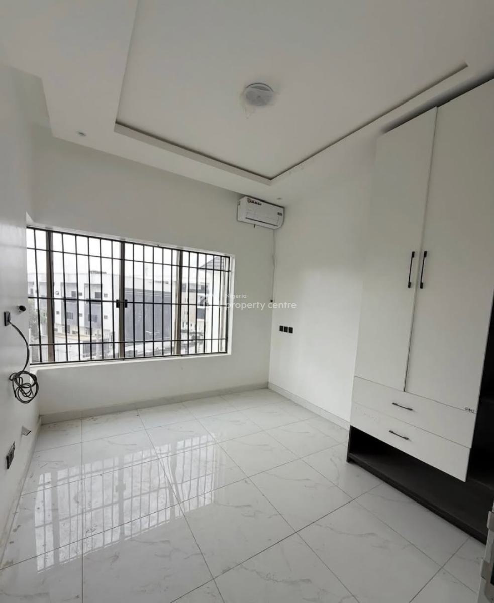 Newly Built 3 Bedroom Flat+ Bq, Guzape Main, Guzape District, Abuja, Flat / Apartment for Rent