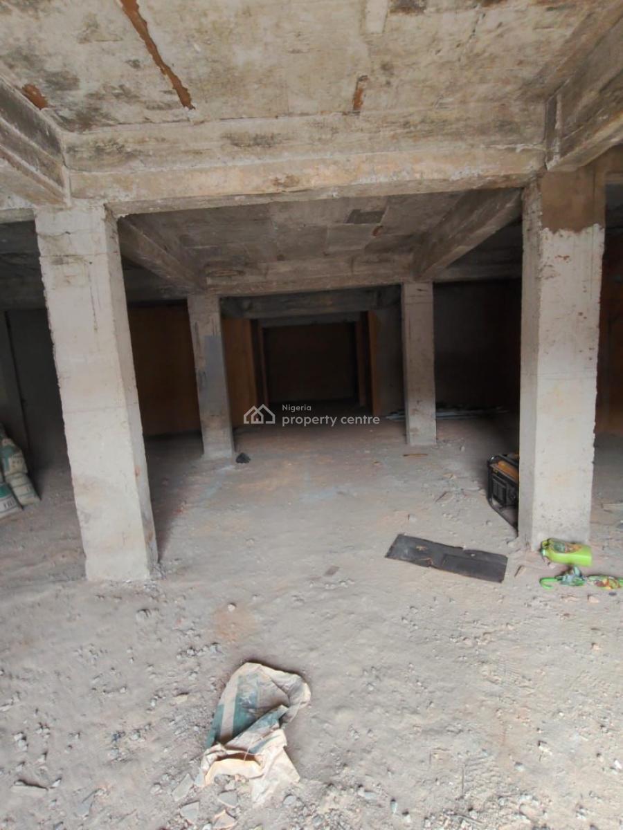 Nice and Newly Renovated 148.48sqm Warehouse, Off Herbert Macaulay Way, Ebute Metta West, Yaba, Lagos, Warehouse for Rent