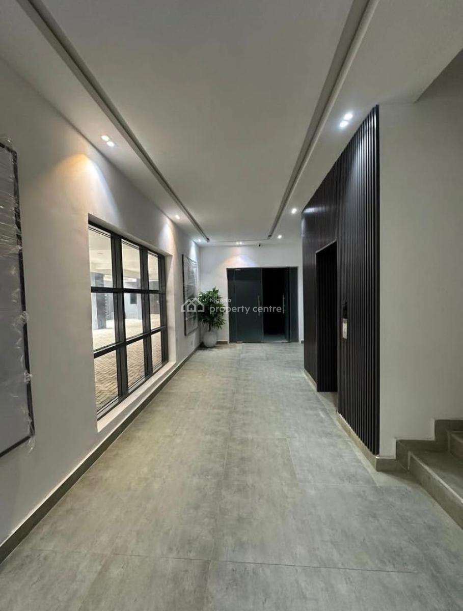 Spacious 3-bedroom Apartment with Bq, Gym, Elevator & on-site Restaura, Lekki Right, Lekki, Lagos, Flat / Apartment for Rent