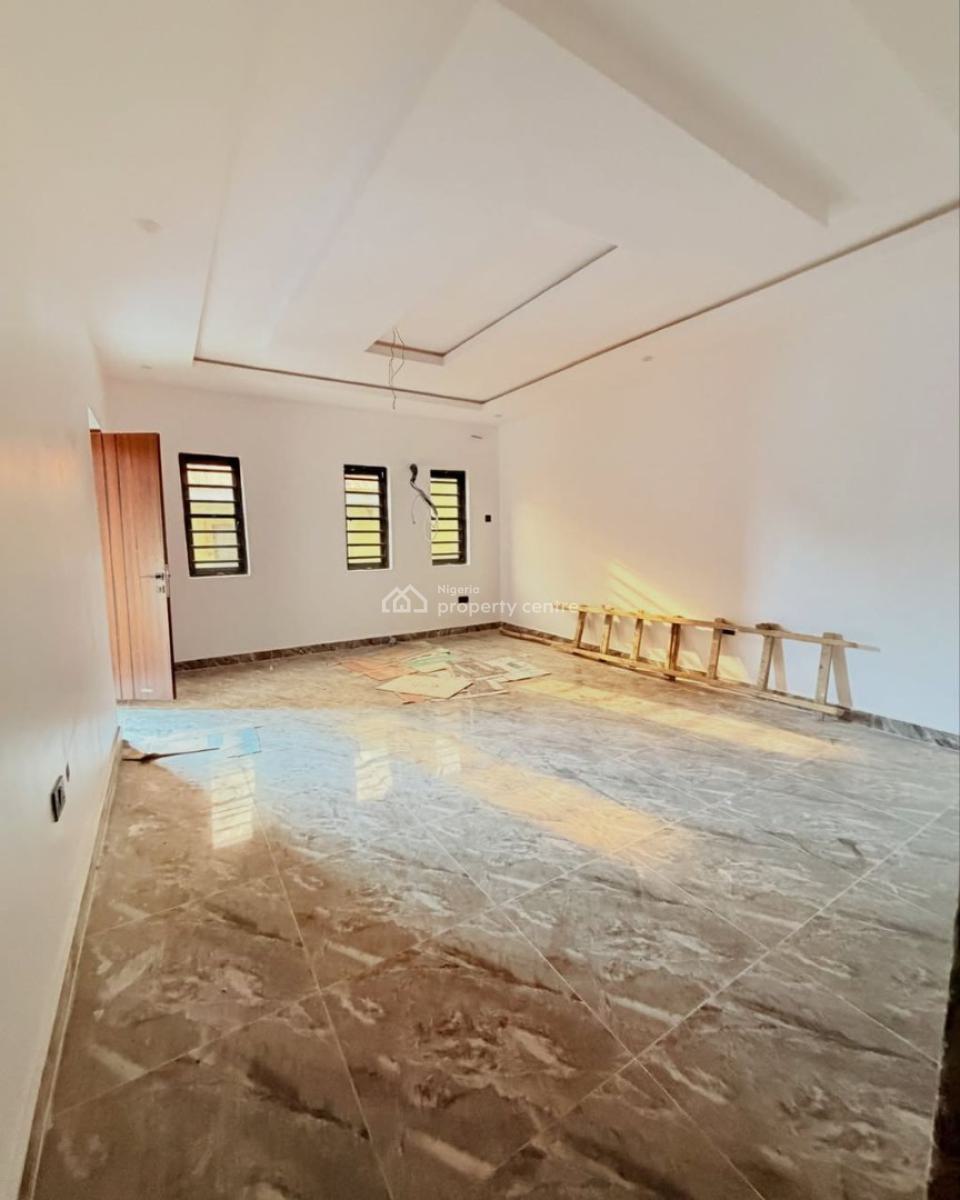 Executive 4 Bedroom Home, Surulere, Lagos, House for Sale