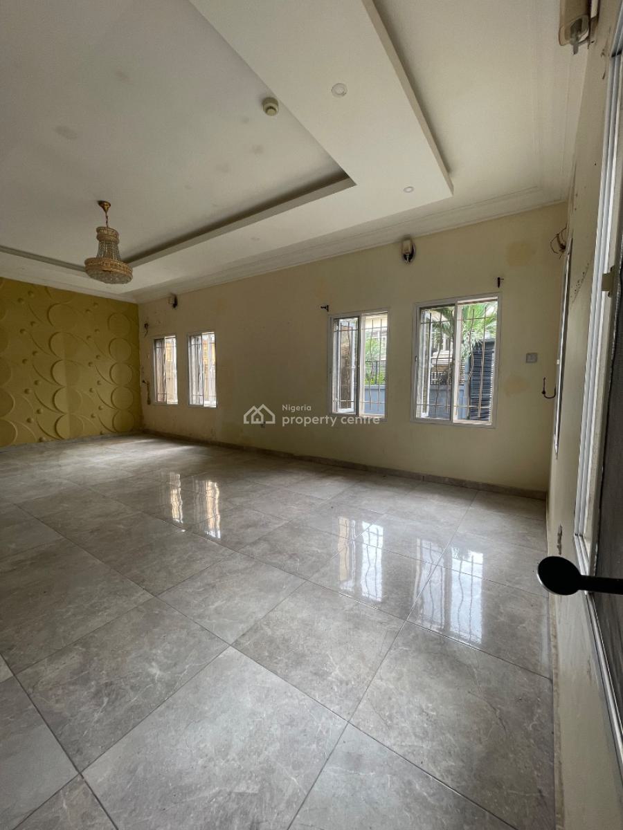 Parlour Space, S Forte Estate Addo Road, Ajah, Lagos, Flat / Apartment for Rent