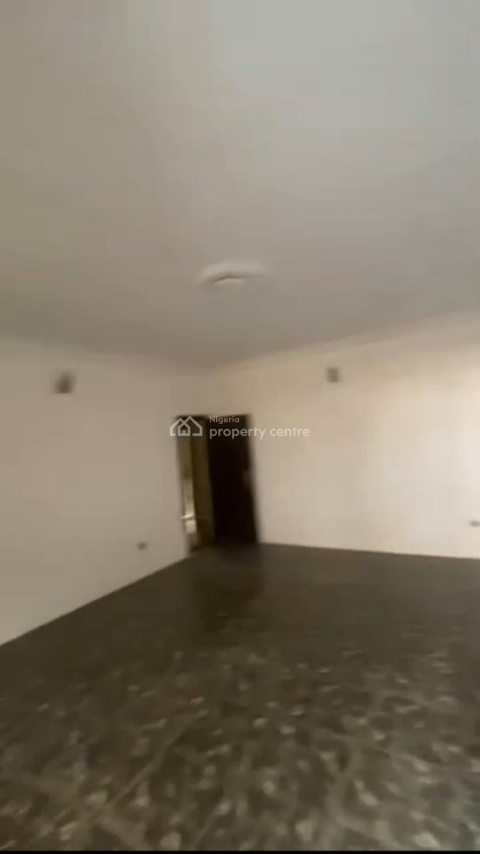 Executive Standard and Very Maintained 3-bedroom Ground Floor, All Roo, Adekunle Yaba, Yaba, Lagos, Flat / Apartment for Rent