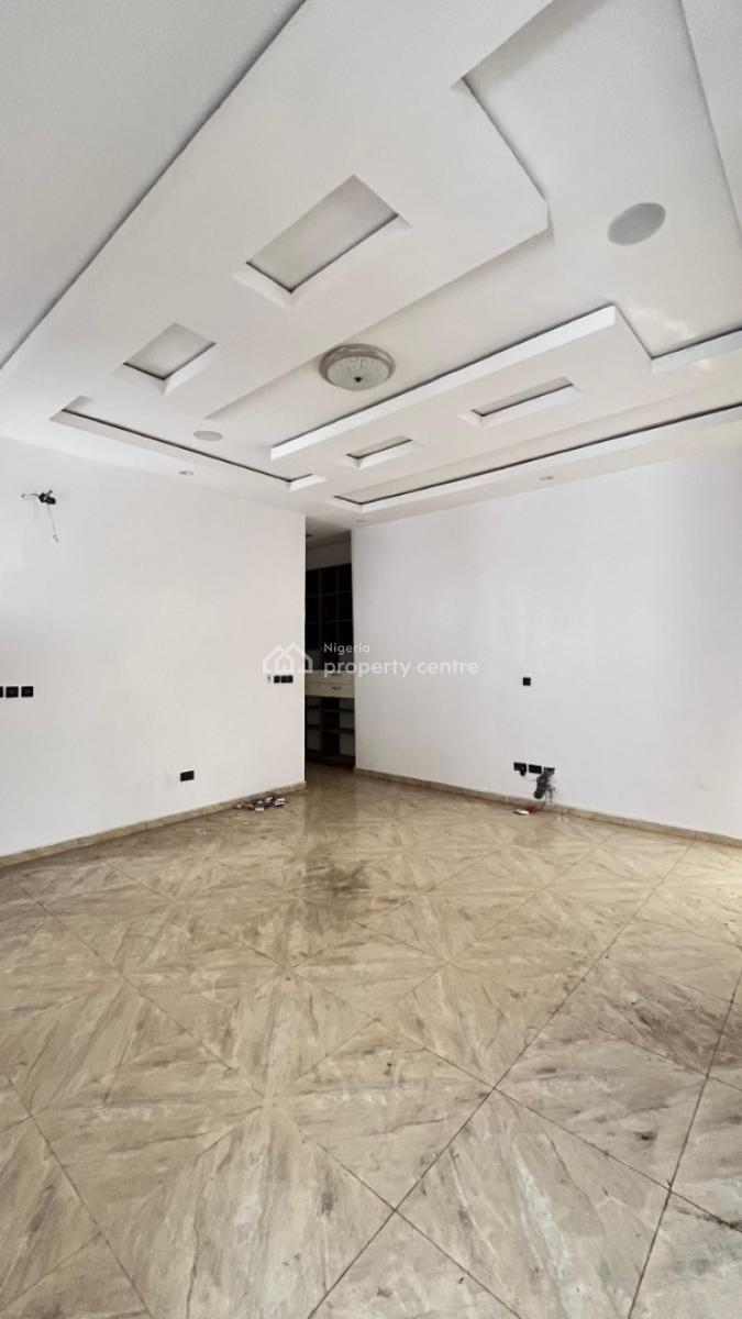 Well Maintained 5 Bedroom Duplex with Bq, Well Maintained Luxury Home, Chevron, Lekki, Lagos, Detached Duplex for Sale
