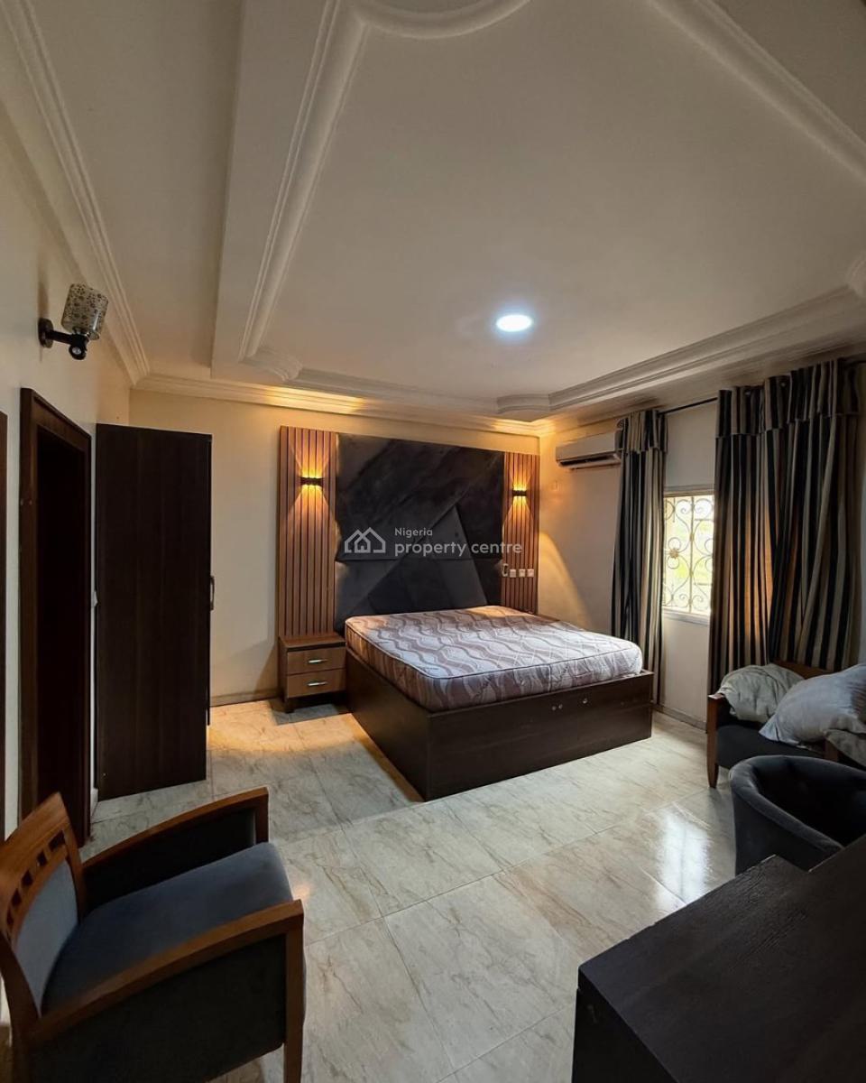 20 Rooms Mini Hotel, Gwarinpa, Abuja, Hotel / Guest House for Sale