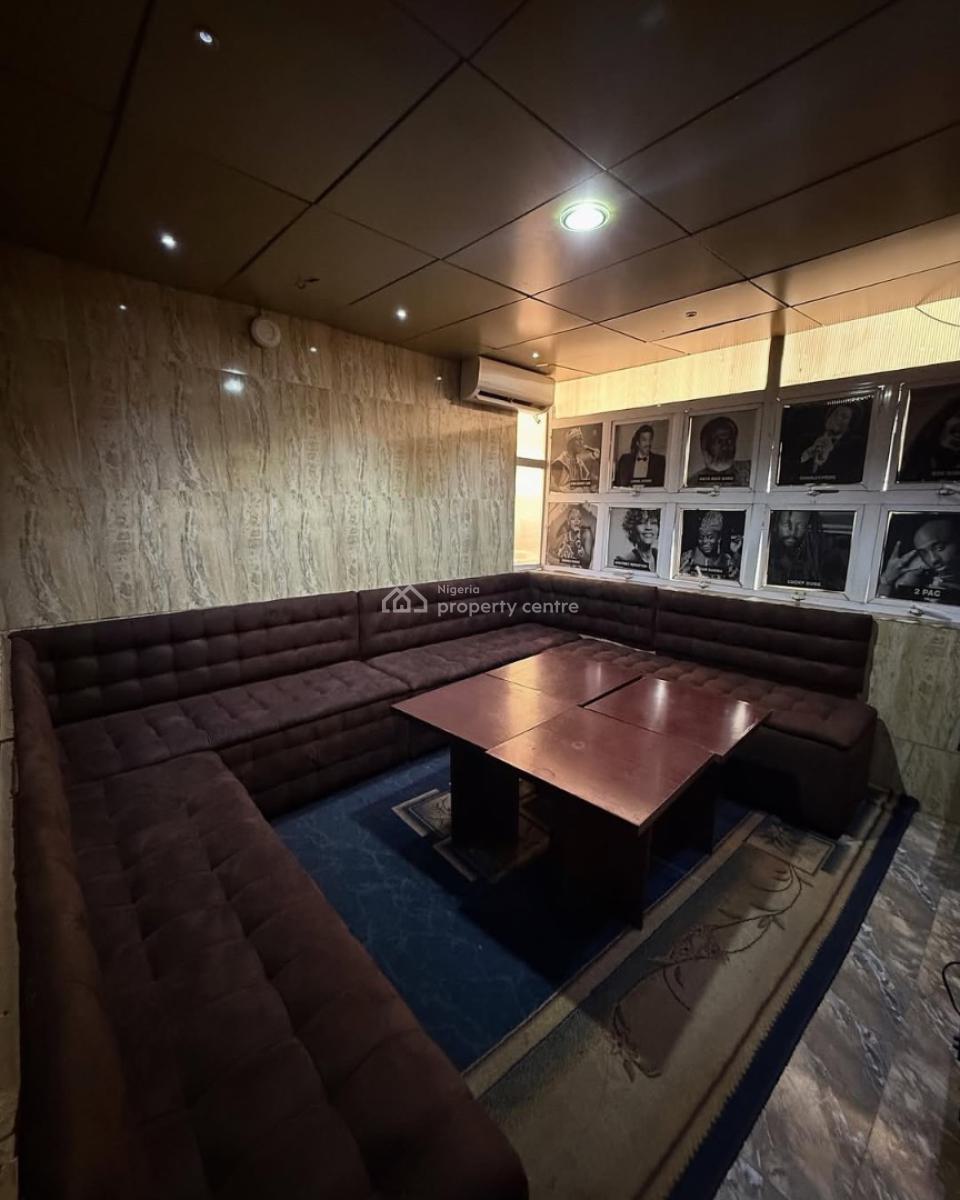 20 Rooms Mini Hotel, Gwarinpa, Abuja, Hotel / Guest House for Sale