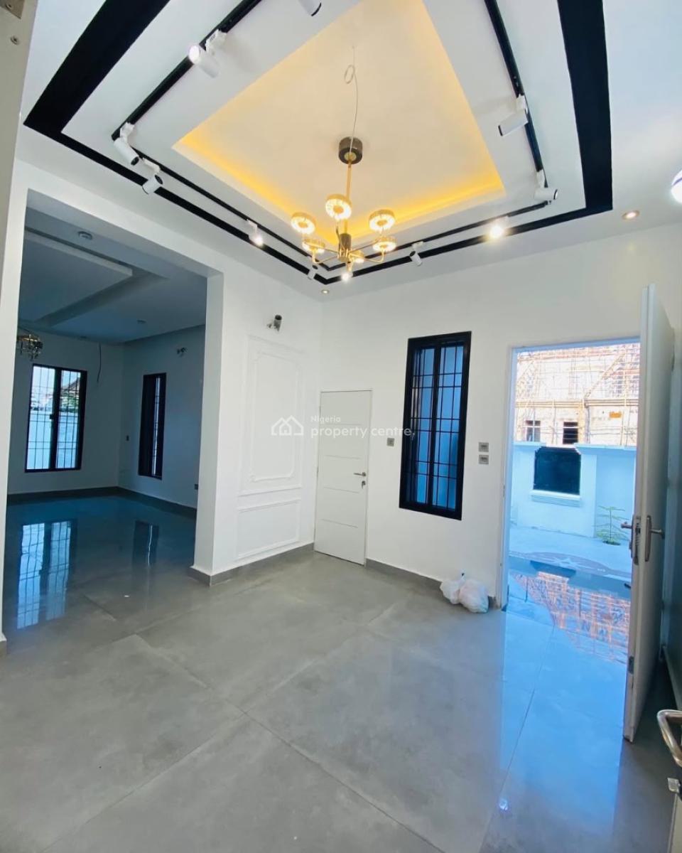 5 Bedroom Detached Penthouse Carcass, Von Road, Sabon Lugbe, Lugbe District, Abuja, Detached Duplex for Sale