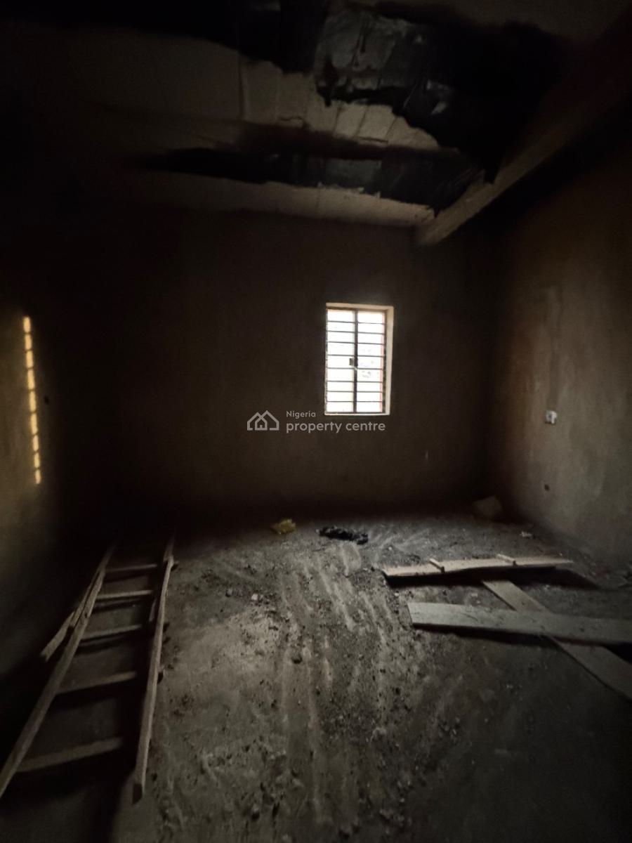 5 Bedroom Detached Penthouse Carcass, Von Road, Sabon Lugbe, Lugbe District, Abuja, Detached Duplex for Sale