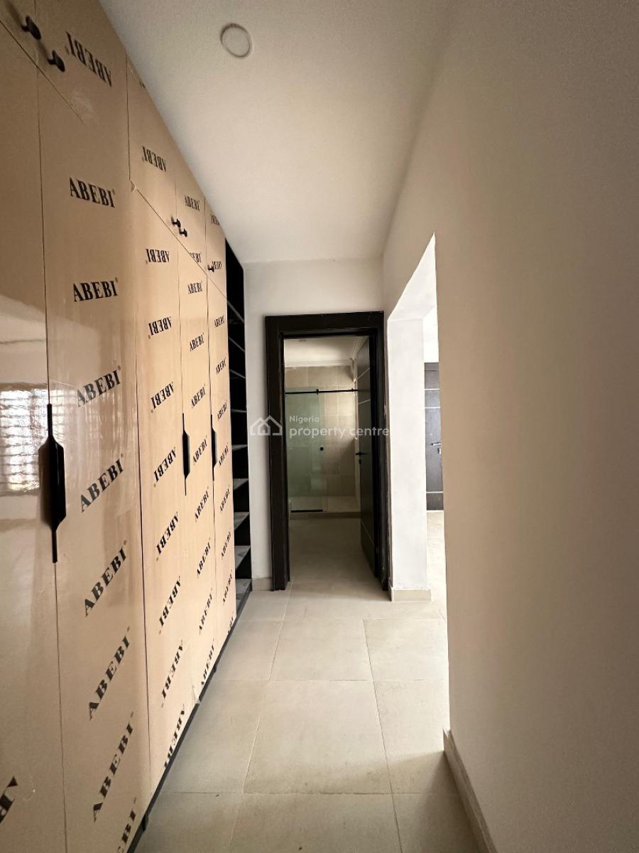 Brand New 4 Bedroom Apartment with Elevator, Lekki Phase 1, Lekki, Lagos, Flat / Apartment for Sale