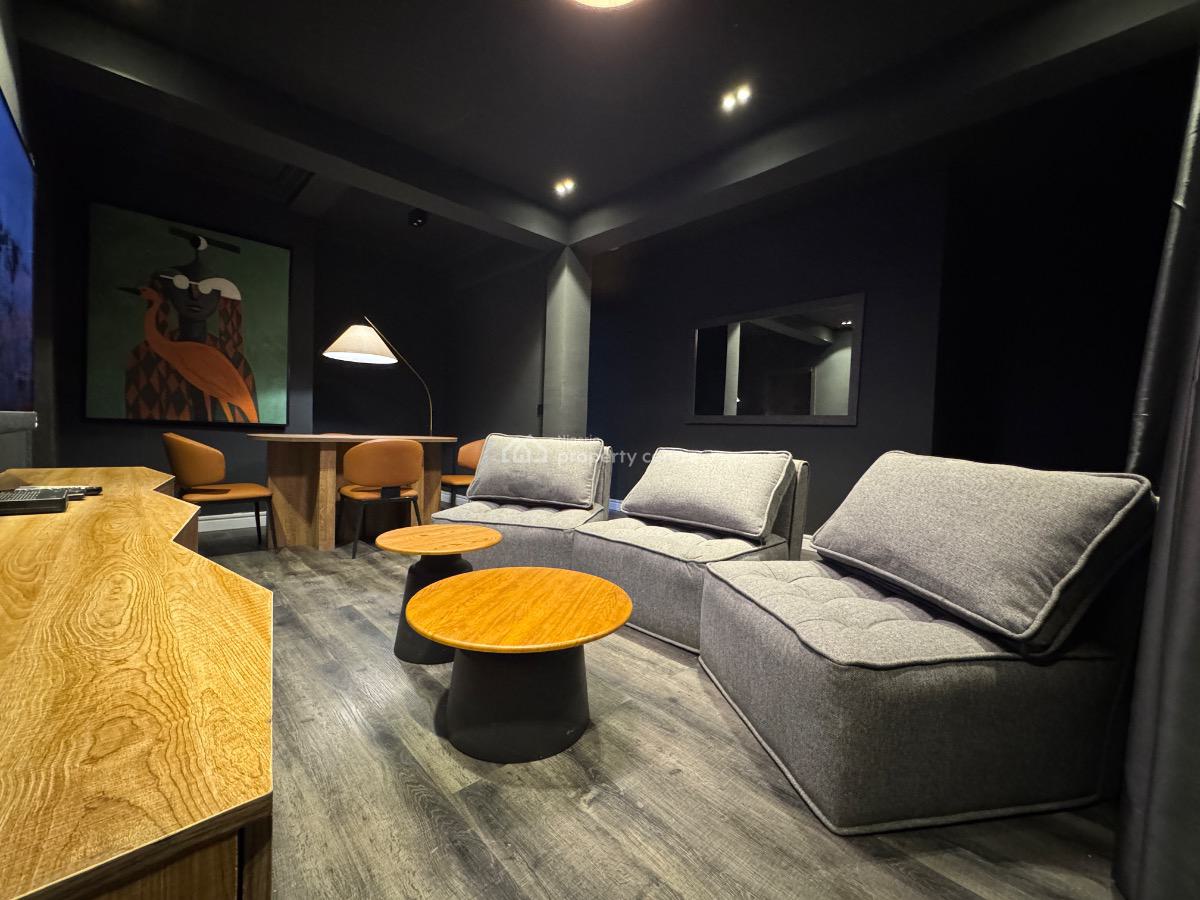 Newly Renovated Contemporary 2 Bedroom Apartment, Bayview Estate, Ikate Elegushi, Lekki, Lagos, Flat / Apartment Short Let