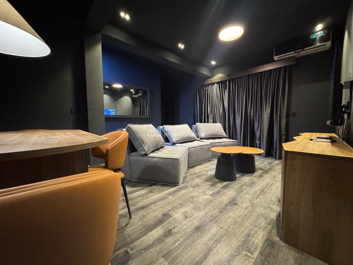 Newly Renovated Contemporary 2 Bedroom Apartment, Bayview Estate, Ikate Elegushi, Lekki, Lagos, Flat / Apartment Short Let