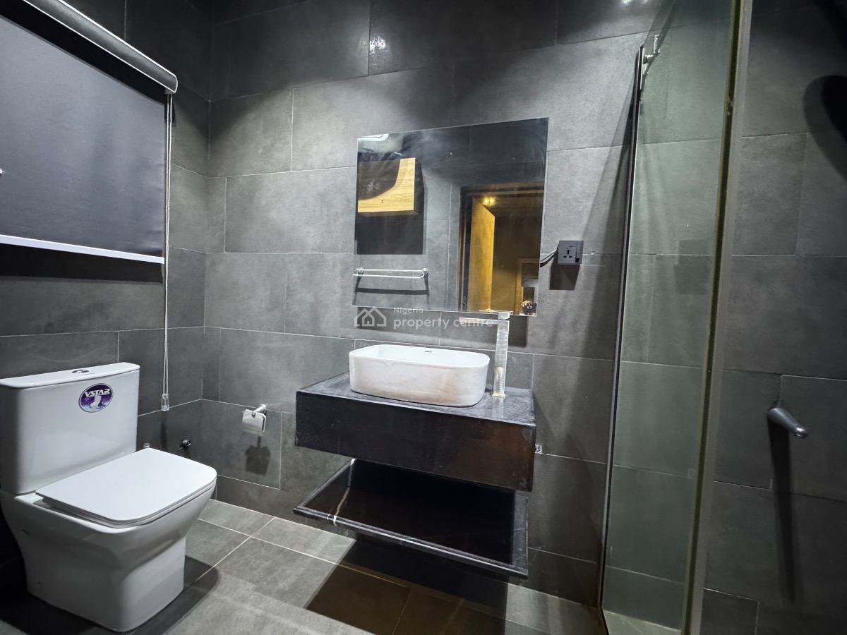 Newly Renovated Contemporary 2 Bedroom Apartment, Bayview Estate, Ikate Elegushi, Lekki, Lagos, Flat / Apartment Short Let