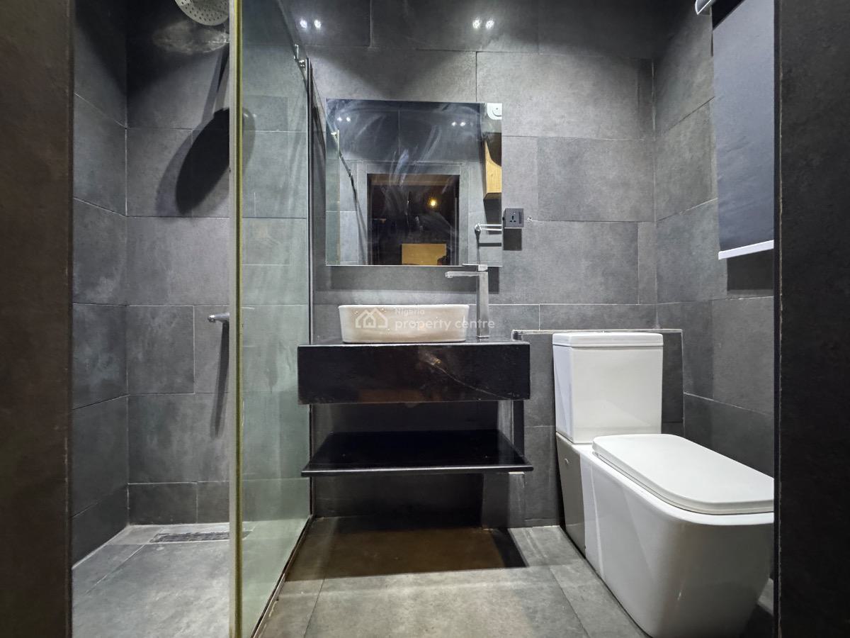 Newly Renovated Contemporary 2 Bedroom Apartment, Bayview Estate, Ikate Elegushi, Lekki, Lagos, Flat / Apartment Short Let