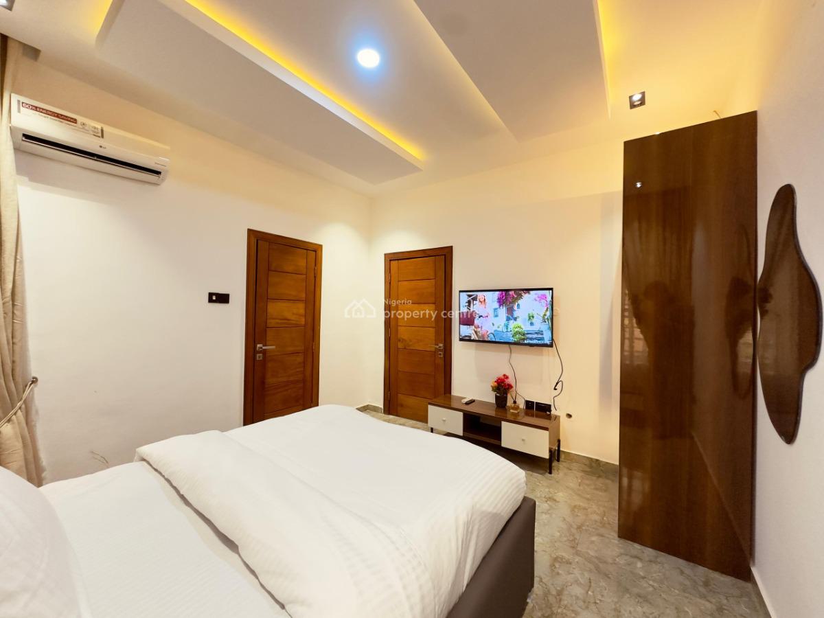 Luxury 3-bedroom Apartment with Bq Staff Quarters and Ps5, Opposite Radisson Blu, Ikeja Gra, Ikeja, Lagos, Flat / Apartment Short Let