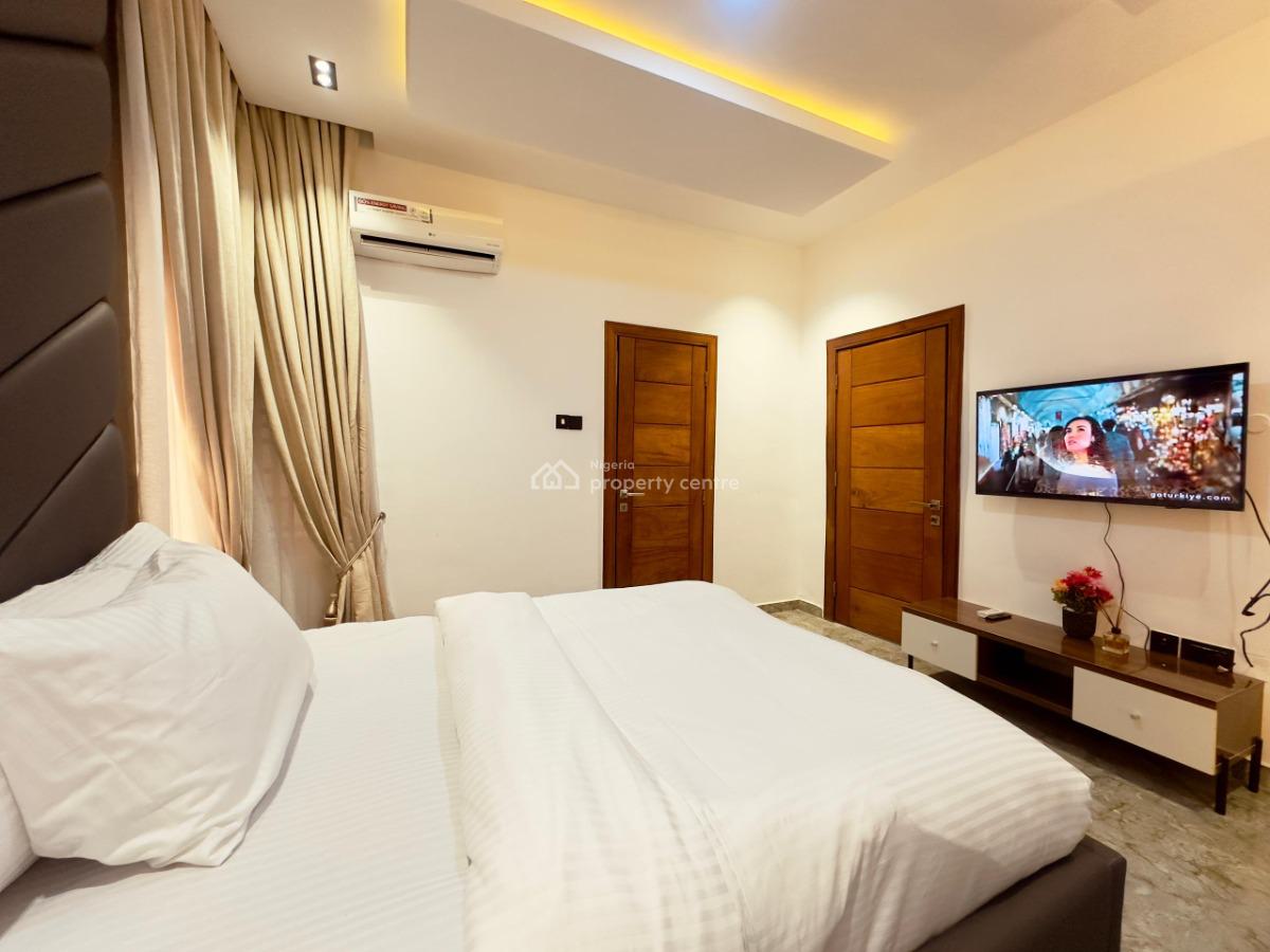 Luxury 3-bedroom Apartment with Bq Staff Quarters and Ps5, Opposite Radisson Blu, Ikeja Gra, Ikeja, Lagos, Flat / Apartment Short Let