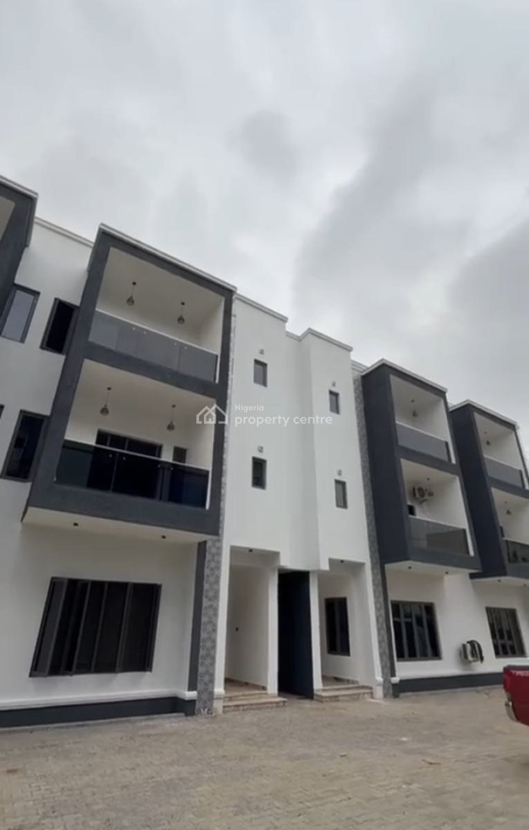 4 Bedroom Terrace Duplex with Bq in Jahi, Jahi, Abuja, Terraced Duplex for Sale