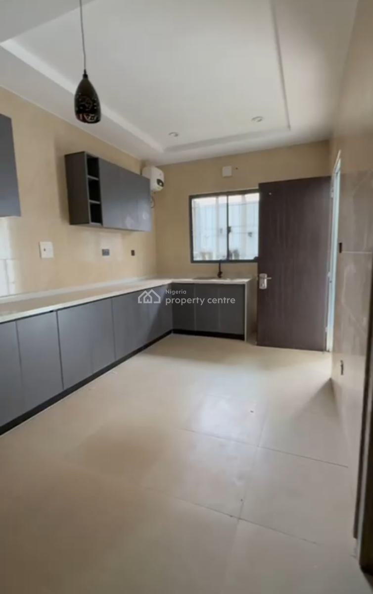 4 Bedroom Terrace Duplex with Bq in Jahi, Jahi, Abuja, Terraced Duplex for Sale