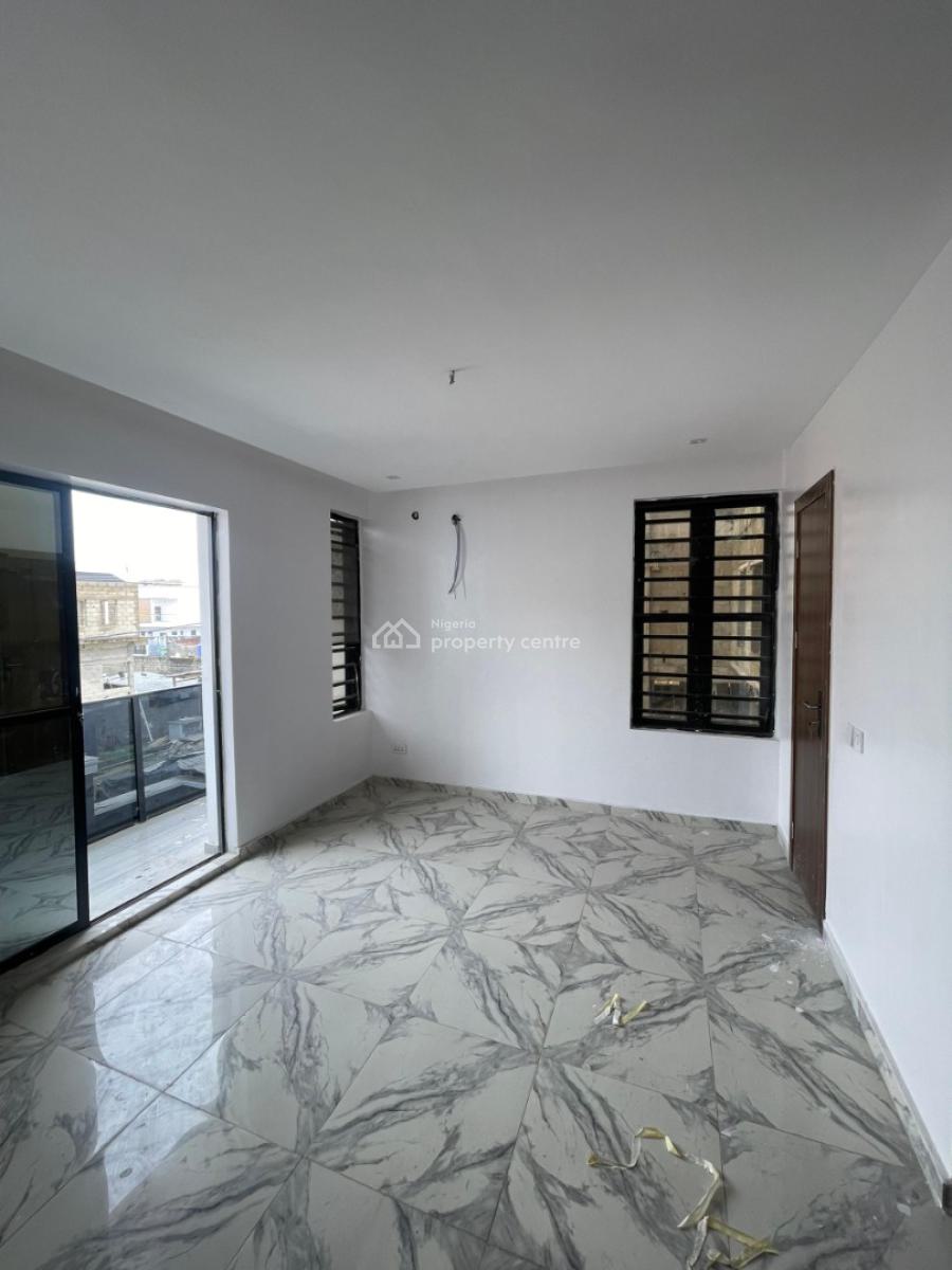 2bedroom Serviced Apartment, Ologolo, Lekki, Lagos, Block of Flats for Sale