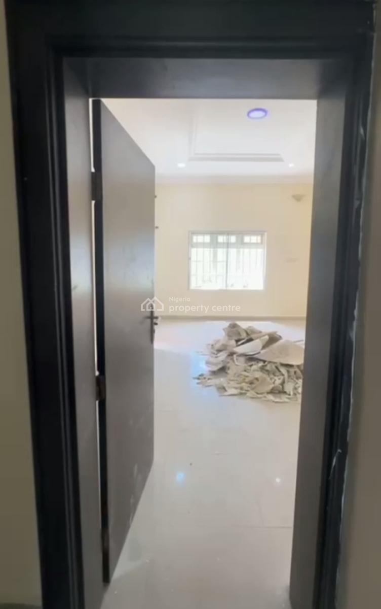 Superluxury 4 Bedroom Terrace Duplex with Three Parlors and Bq, Wuye, Abuja, Terraced Duplex for Rent