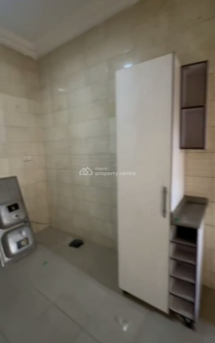 Superluxury 4 Bedroom Terrace Duplex with Three Parlors and Bq, Wuye, Abuja, Terraced Duplex for Rent