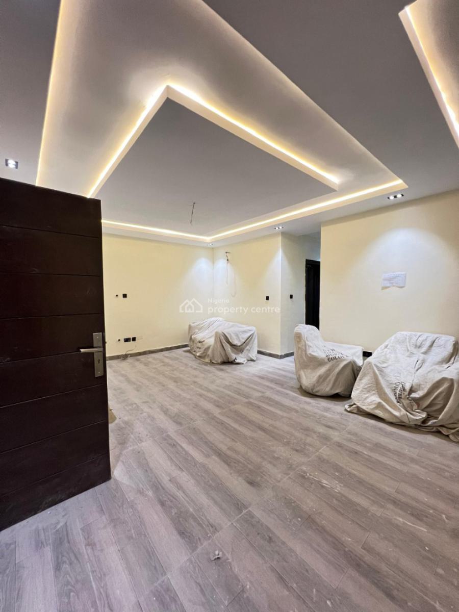 Spacious 2bedroom Apartment with Gym, Elevator Suitable for Investment, in a Gated Estate in Ikate, Lekki, Lagos, Block of Flats for Sale